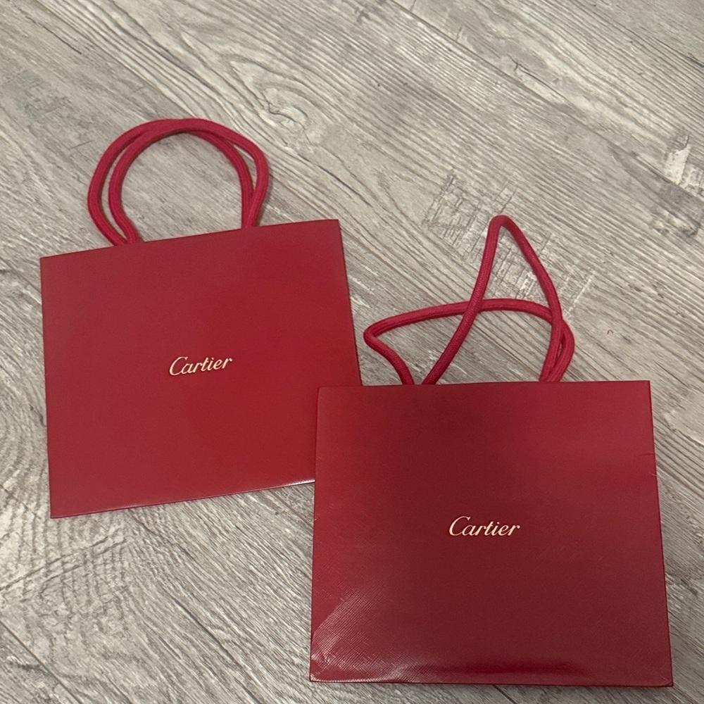 Cartier Luxurious Red Gift Bag (2)